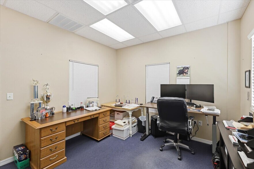 More Photos Of 1220 Biscayne Blvd, Deland Warehouse For Lease