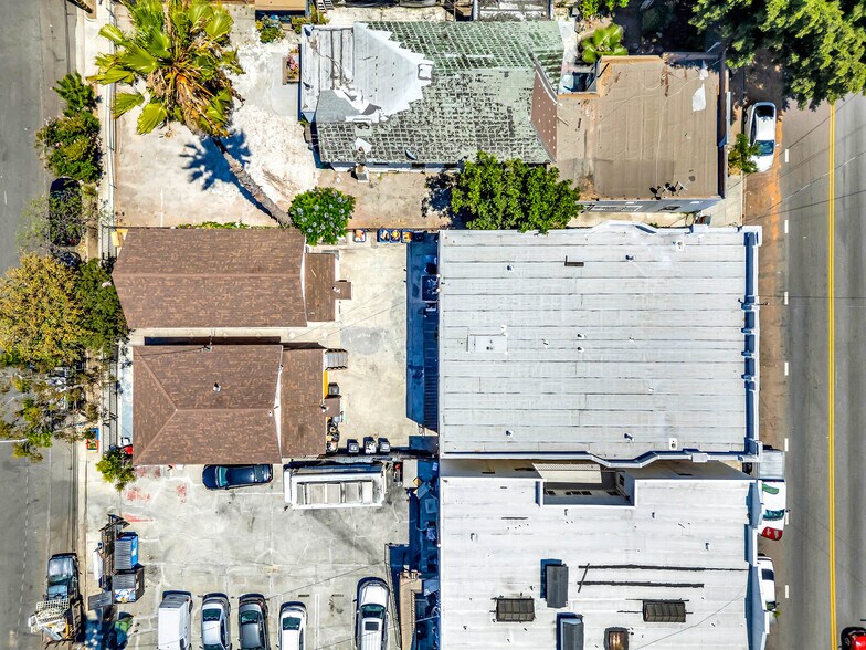 More Photos Of 1419-1421 1/2 W 11th St, Los Angeles Apartments For Sale