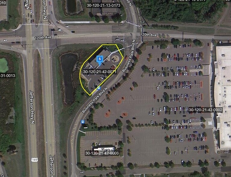 More Photos Of 11995 Business Park Blvd N, Champlin Freestanding For Lease