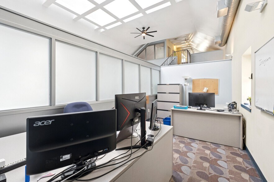 More Photos Of , Narberth Office For Sale