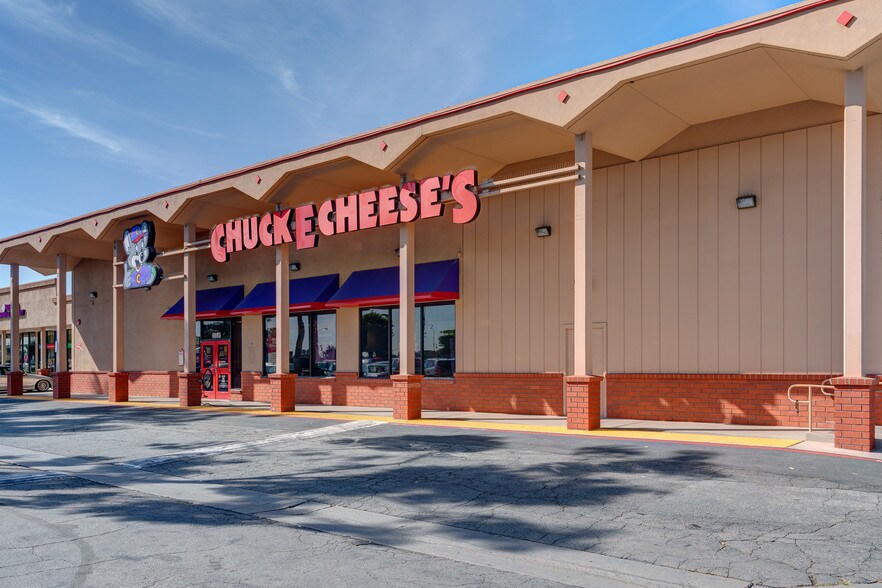 More Photos Of 6001-6105 Rosemead Blvd, Pico Rivera Unknown For Lease