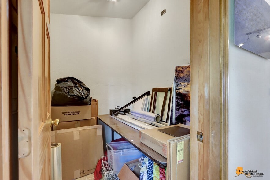 More Photos Of 22336 Talkeetna Spur Rd, Talkeetna Storefront Retail Office For Sale