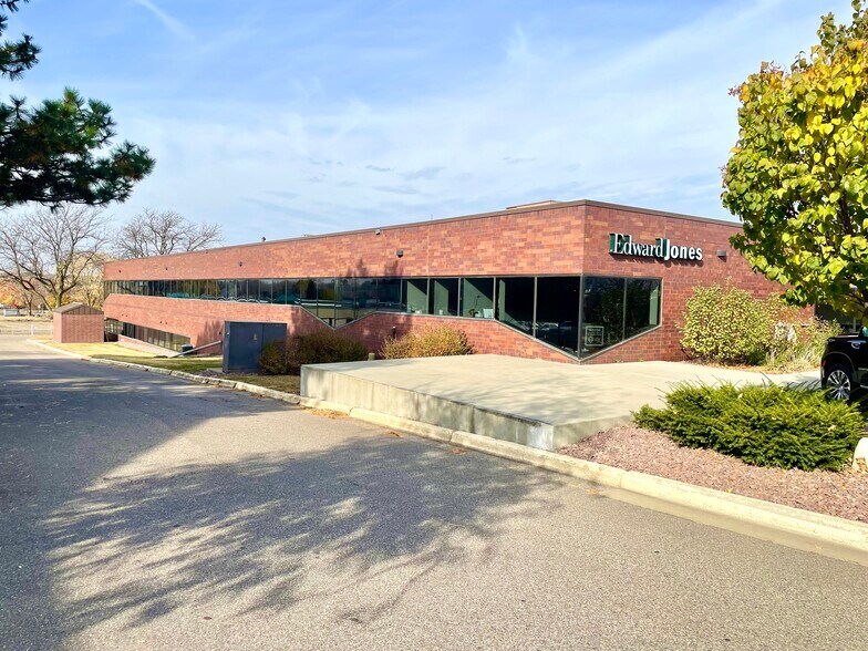 More Photos Of 101 W Burnsville Pky, Burnsville Office For Sale