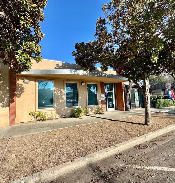 Primary Photo Of 930 15th St, Modesto Medical For Sale