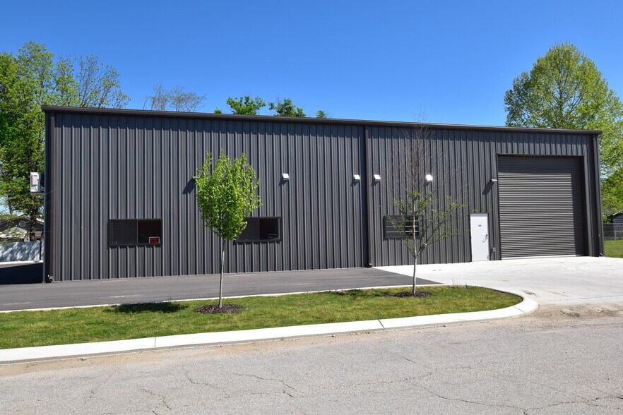 Primary Photo Of 1409 E 51st St, Chattanooga Warehouse For Lease