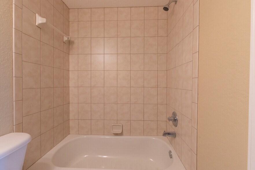 More Photos Of 1900 Oasis Blvd, Sebring Land For Sale