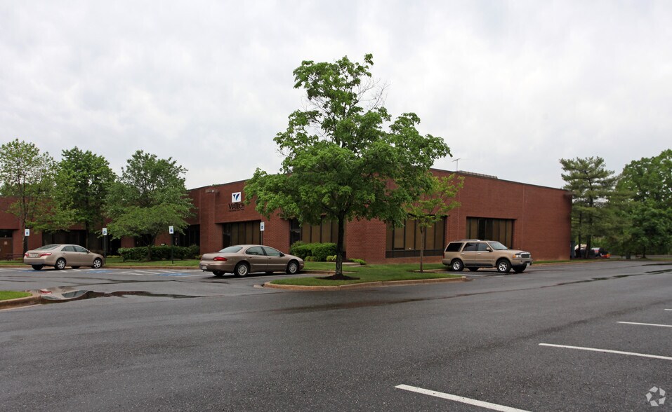 More Photos Of 5200 Philadelphia Way, Lanham Research And Development For Lease