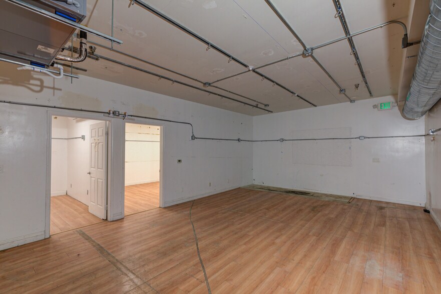 More Photos Of 4985 Whittier Blvd, Los Angeles Storefront Retail Office For Sale