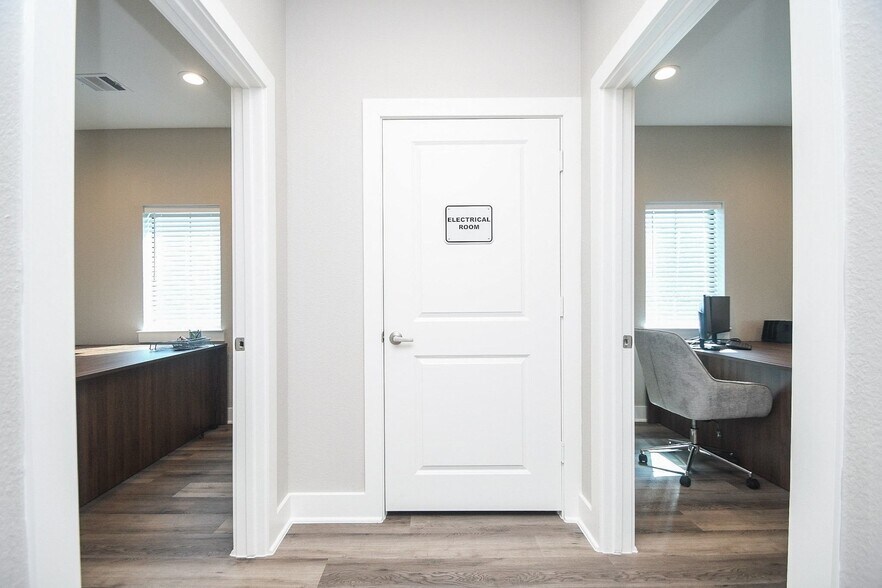 More Photos Of 23219 Red River Dr, Katy Medical For Sale