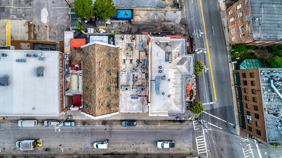 More Photos Of 32 N Market St, Charleston Storefront For Lease