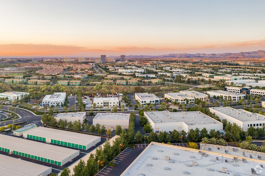 More Photos Of 50 Tesla, Irvine Light Manufacturing For Lease