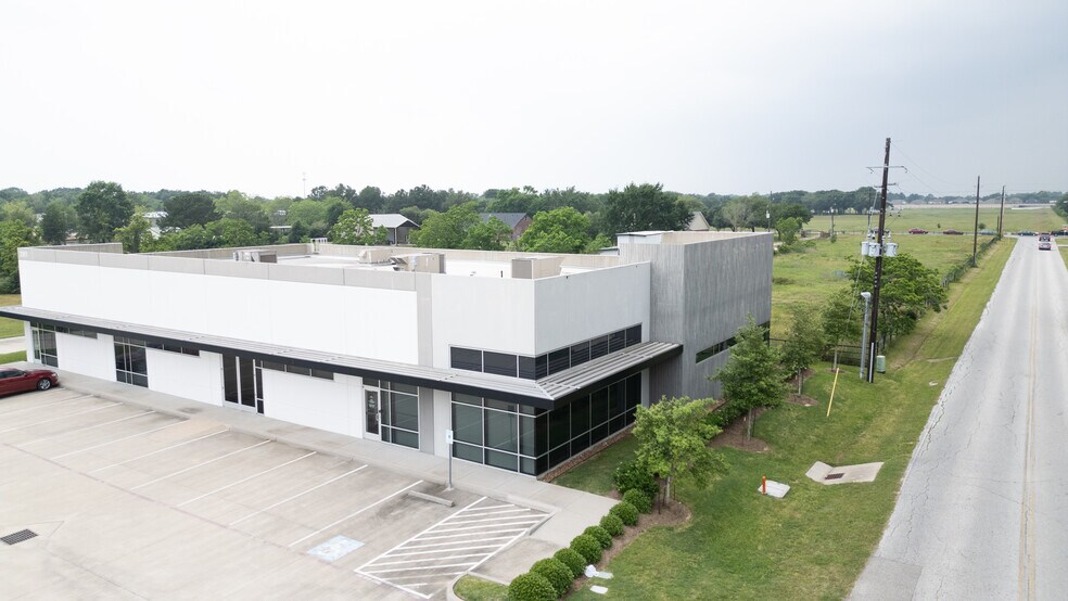 More Photos Of 2551 Katy Fort Bend Rd, Katy Office For Lease