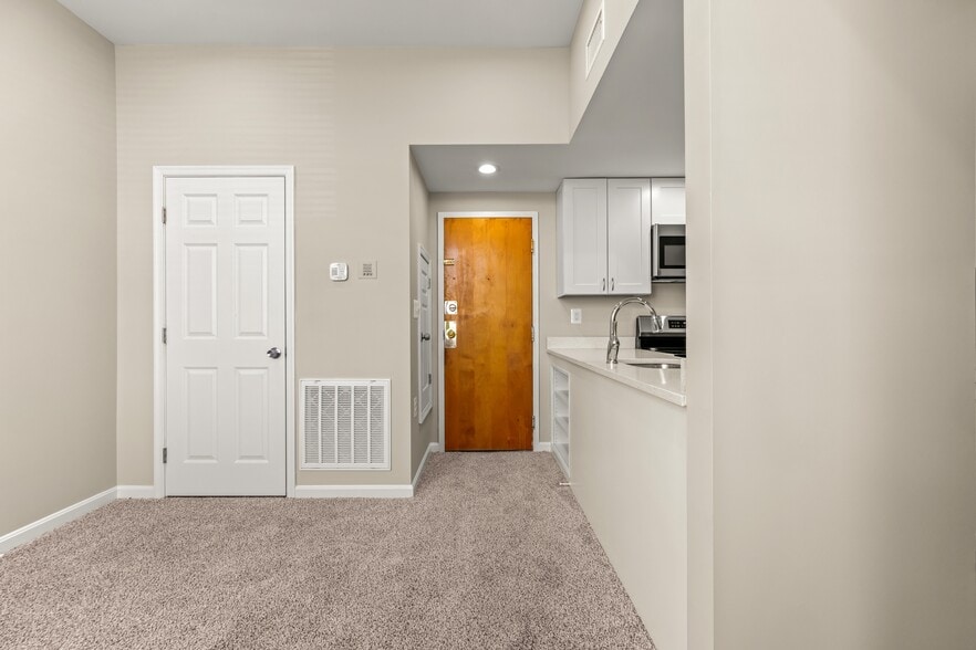 More Photos Of 1516 Lancaster St, Baltimore Apartments For Sale