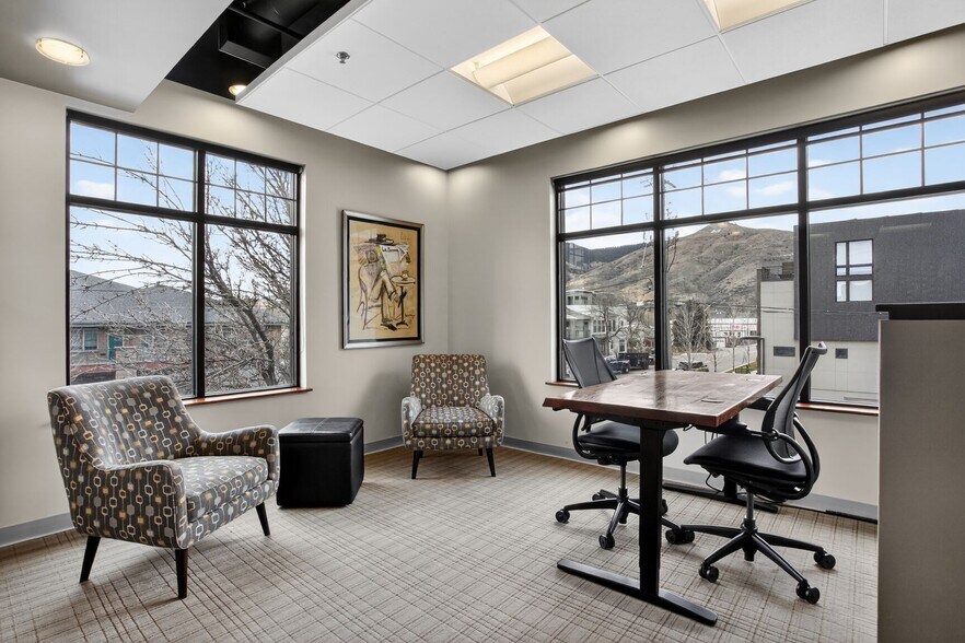 More Photos Of 722 Washington Ave, Golden Office Residential For Sale