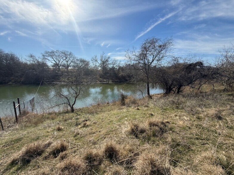 More Photos Of 363 County Road 4403, Grandview Land For Sale