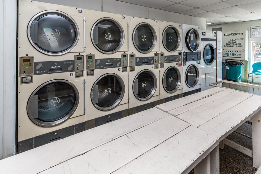 More Photos Of 99 S Main St, Lambertville Storefront For Sale