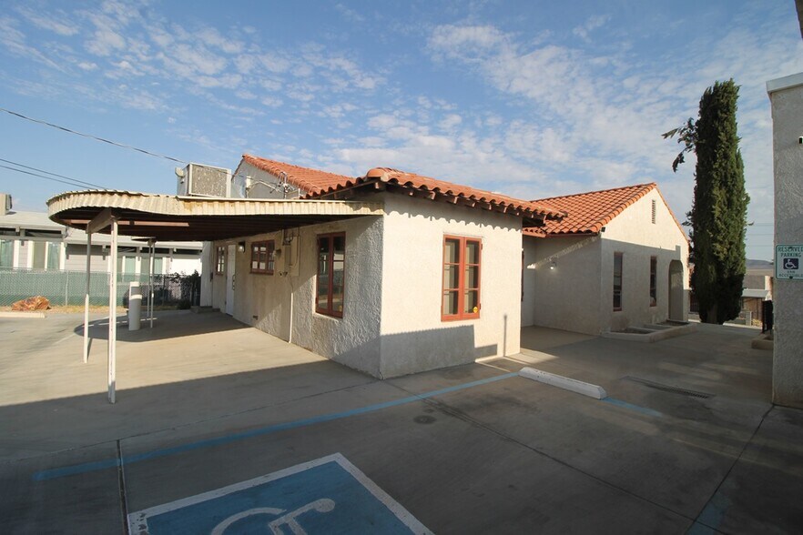 More Photos Of , Barstow Unknown For Sale