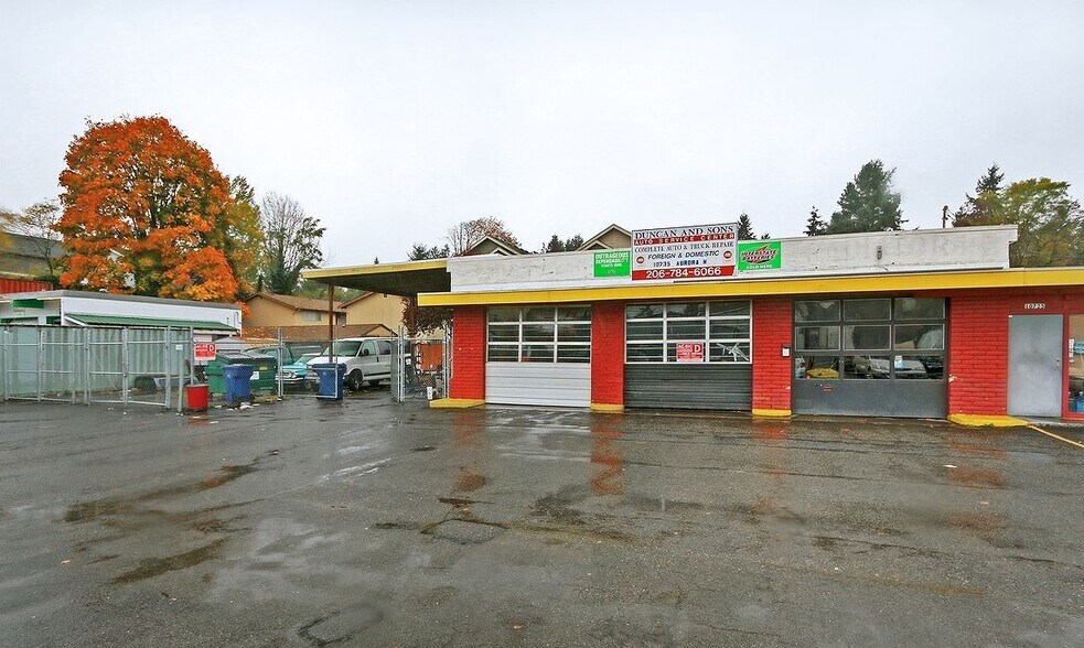 More Photos Of 10735 Aurora Ave N, Seattle Auto Repair For Sale