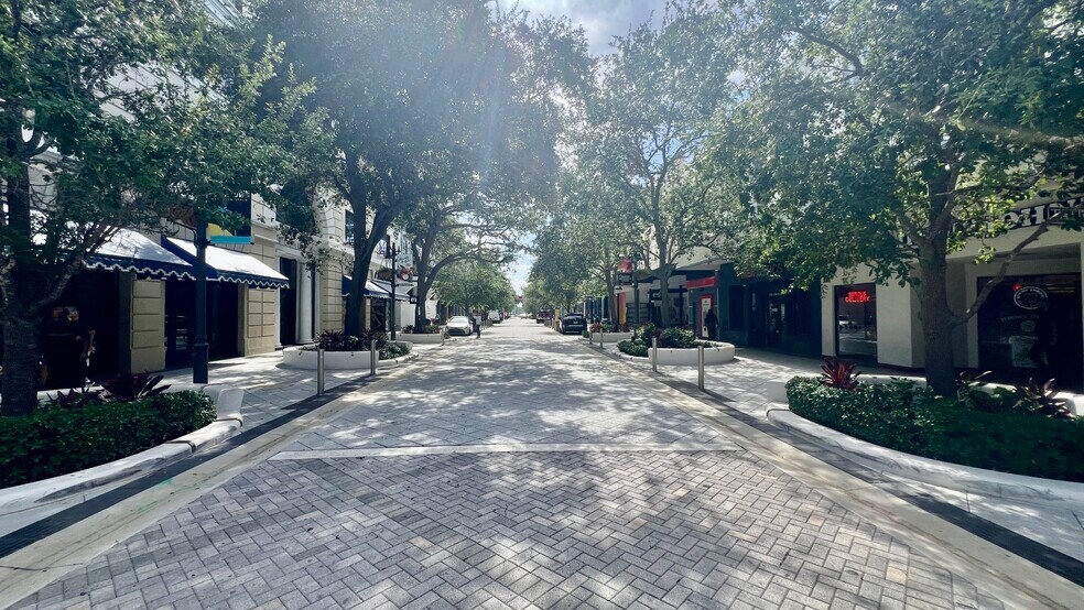 More Photos Of 330 Clematis St, West Palm Beach Storefront Retail Office For Sale