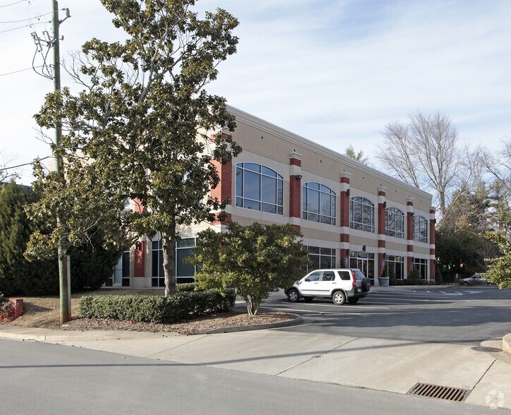Primary Photo Of 598 Nancy St, Marietta Medical For Lease
