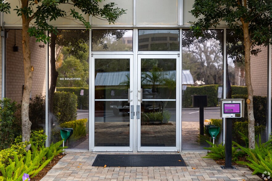More Photos Of 1350 Orange Ave, Winter Park Office For Lease