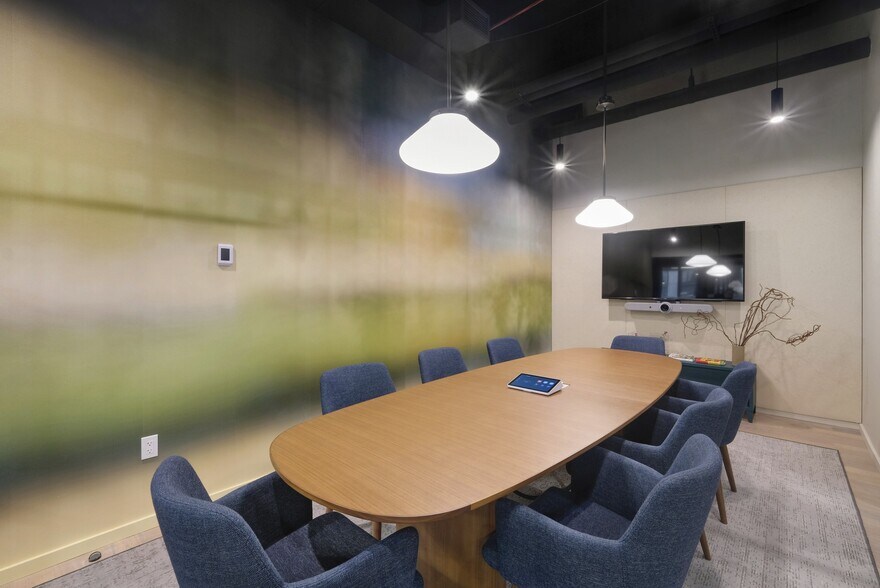 More Photos Of 66 Hudson Blvd, New York Coworking Space