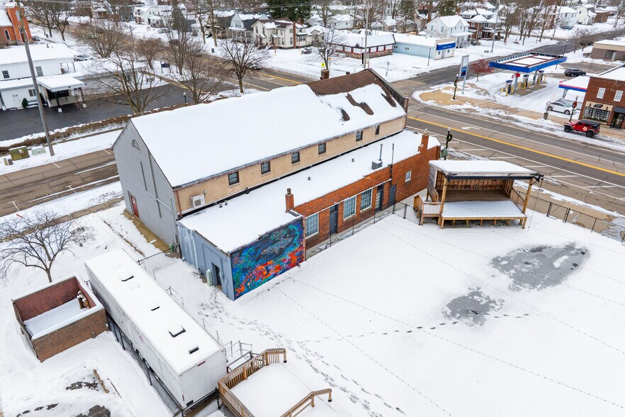 More Photos Of 117 E Allegan St, Otsego General Retail For Sale