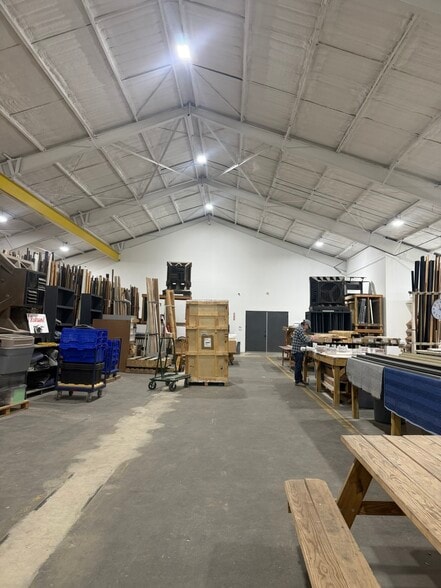 More Photos Of 2227 Irving Blvd, Dallas Warehouse For Sale