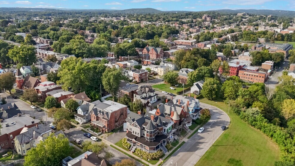More Photos Of 2 Courtney Ave, Newburgh Apartments For Sale