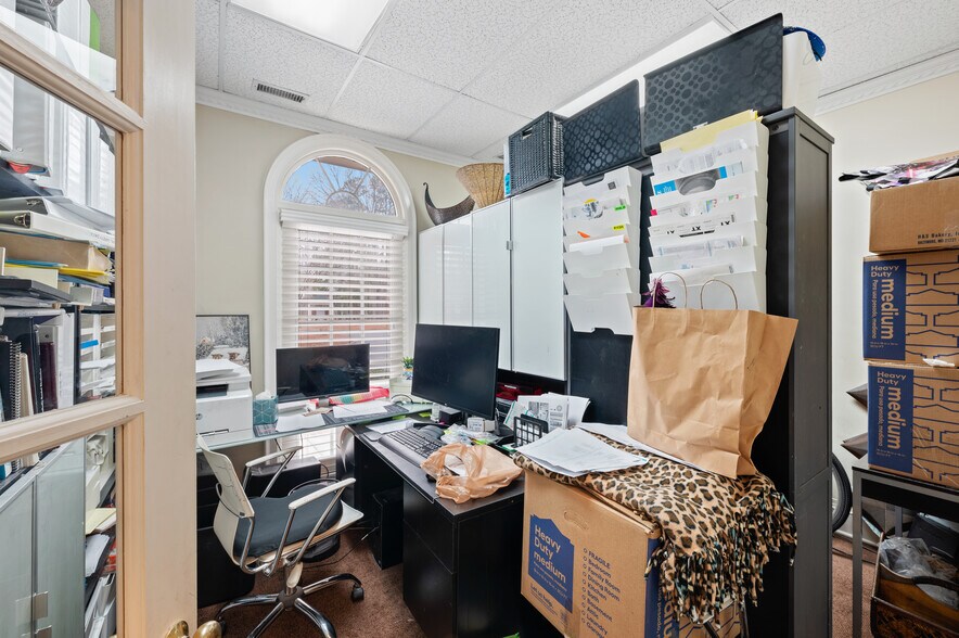 More Photos Of 1348 Matthews Township Pky, Matthews Office For Sale