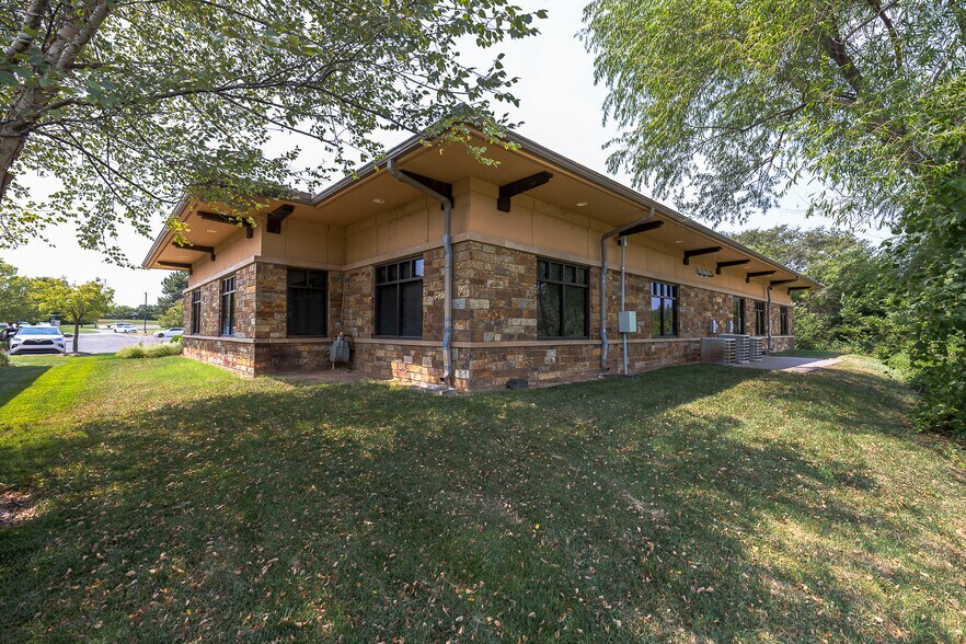 More Photos Of 13203 W 21st Ct N, Wichita Office For Sale