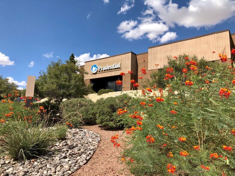 Primary Photo Of 10737 W Gateway Blvd, El Paso Unknown For Sale