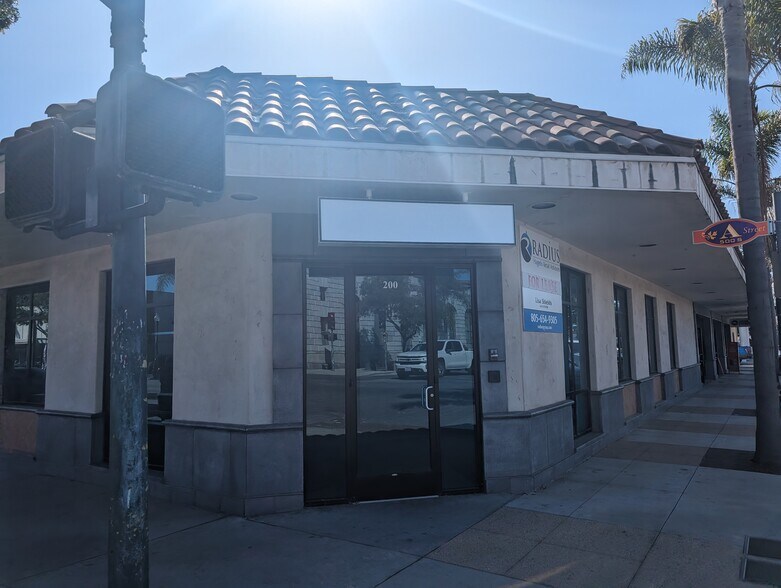 More Photos Of 200-240 W 5th St, Oxnard Unknown For Lease