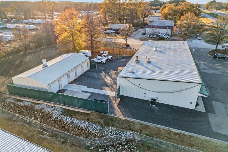 More Photos Of 1595 Access Rd, Covington Storefront For Sale