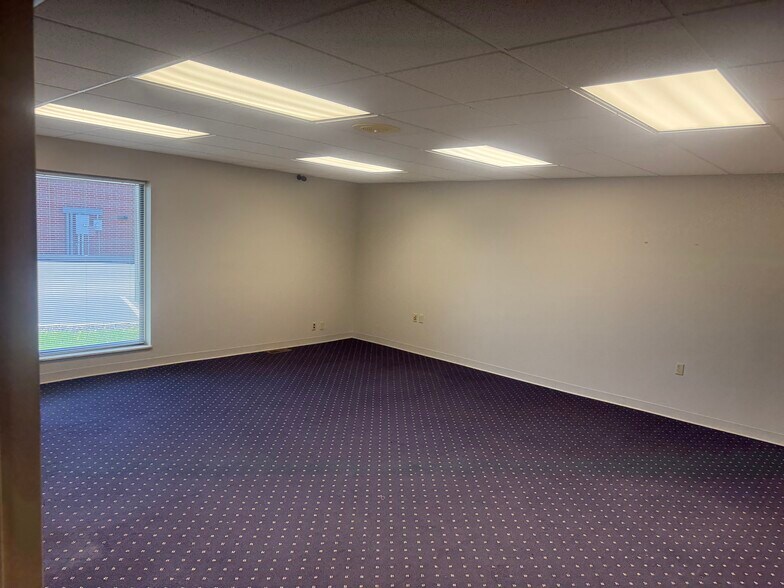 More Photos Of 5241 Southwyck Blvd, Toledo Office For Lease