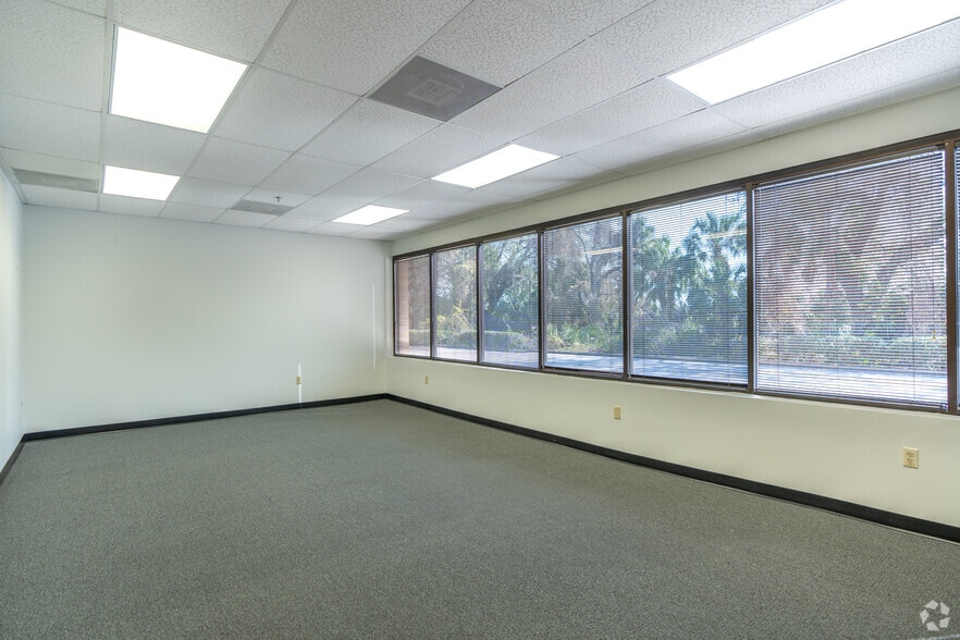 More Photos Of 4801 George Rd, Tampa Unknown For Lease
