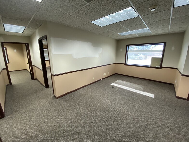 More Photos Of 14306 Industrial Rd, Omaha Light Manufacturing For Sale
