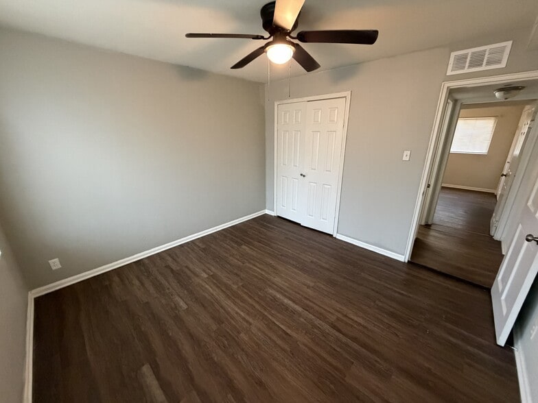 More Photos Of 1621 Washington Blvd, Kansas City Apartments For Sale