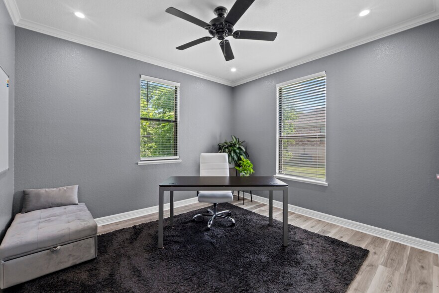 More Photos Of 3000 Joe Dimaggio Blvd, Round Rock Medical For Sale