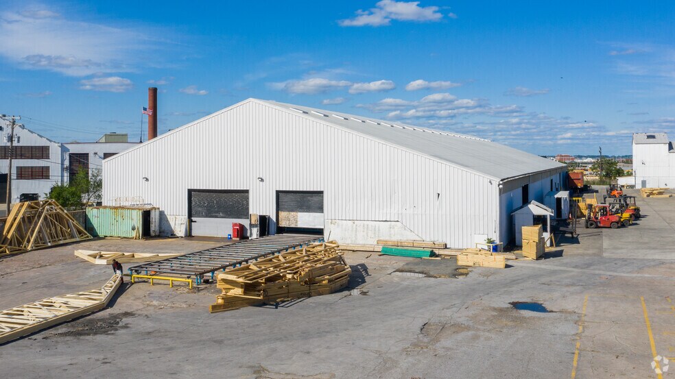 More Photos Of 1200 E Patapsco Ave, Baltimore Warehouse For Lease