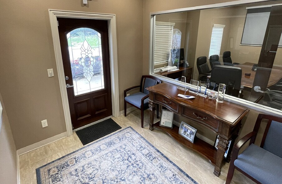 More Photos Of 12234 Shadow Creek Pky, Pearland Medical For Sale