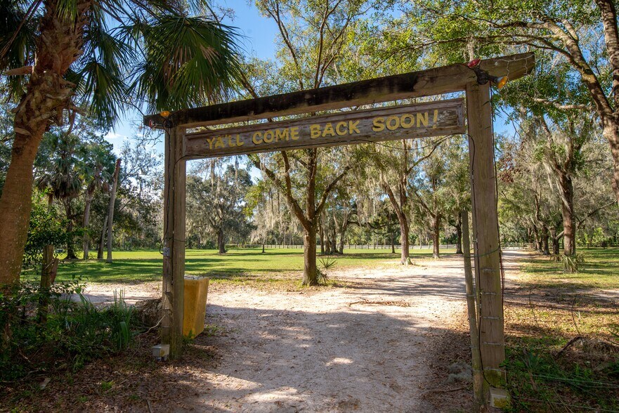 More Photos Of 8418 Lupton Place pl, Plant City Land For Sale