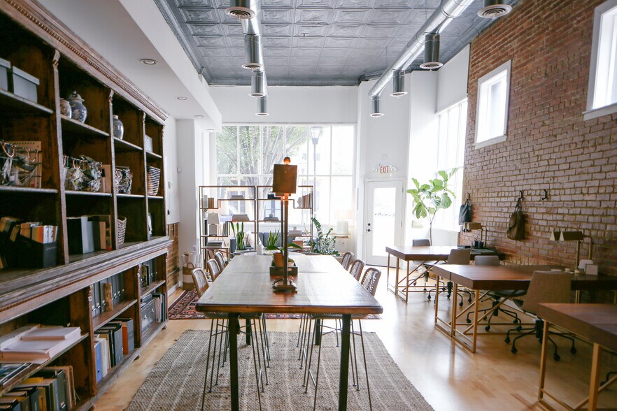 More Photos Of 221 E Clay St, Richmond Storefront Retail Residential For Sale