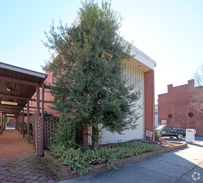 More Photos Of 309 N Main St, Salisbury Office Residential For Sale