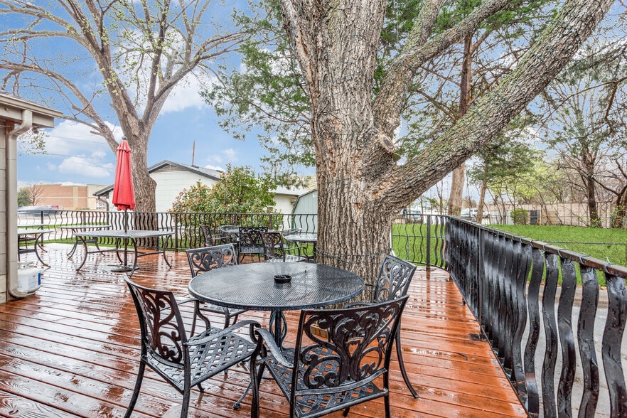 More Photos Of 444 Keller Pky, Keller Restaurant For Sale