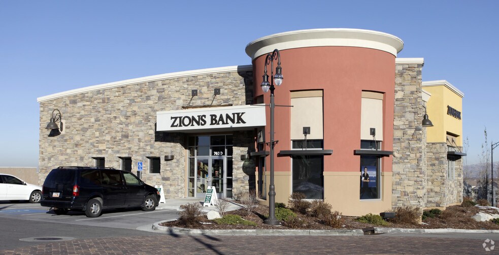 More Photos Of 7800 S 1300 E, Cottonwd Hgts Unknown For Lease