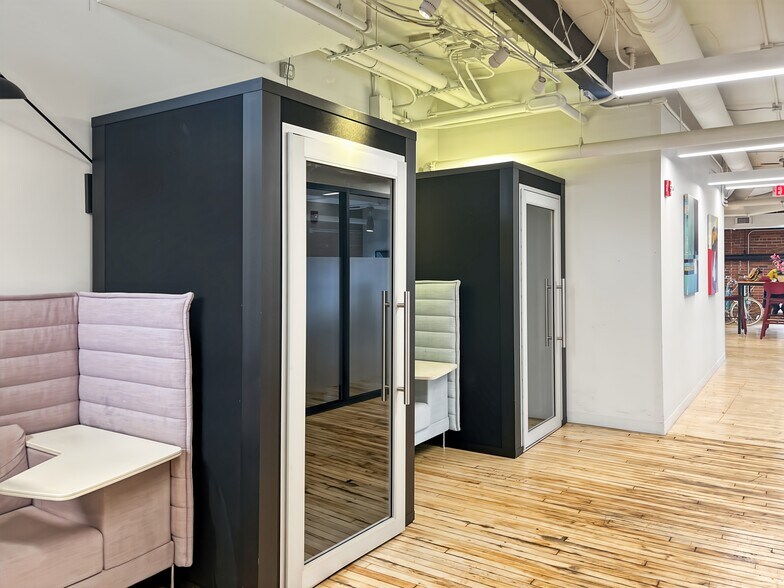 More Photos Of 361-361 Newbury St, Boston Coworking Space