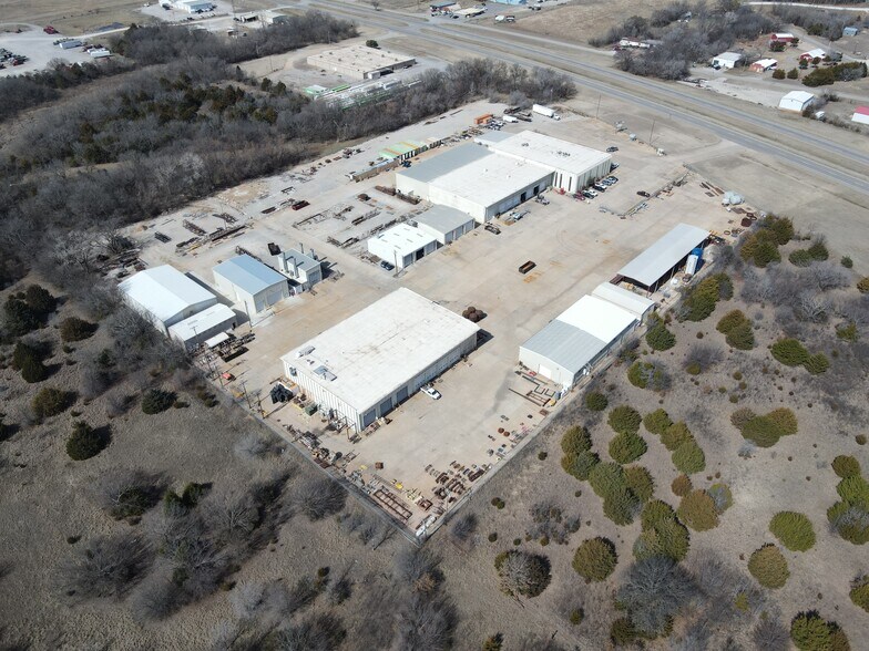 More Photos Of 1200 E Highway 7, Duncan Manufacturing For Sale