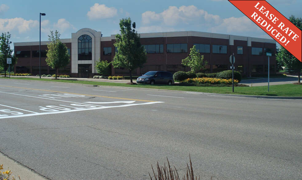 Primary Photo Of 13900 Lakeside Cir, Sterling Heights Office For Lease