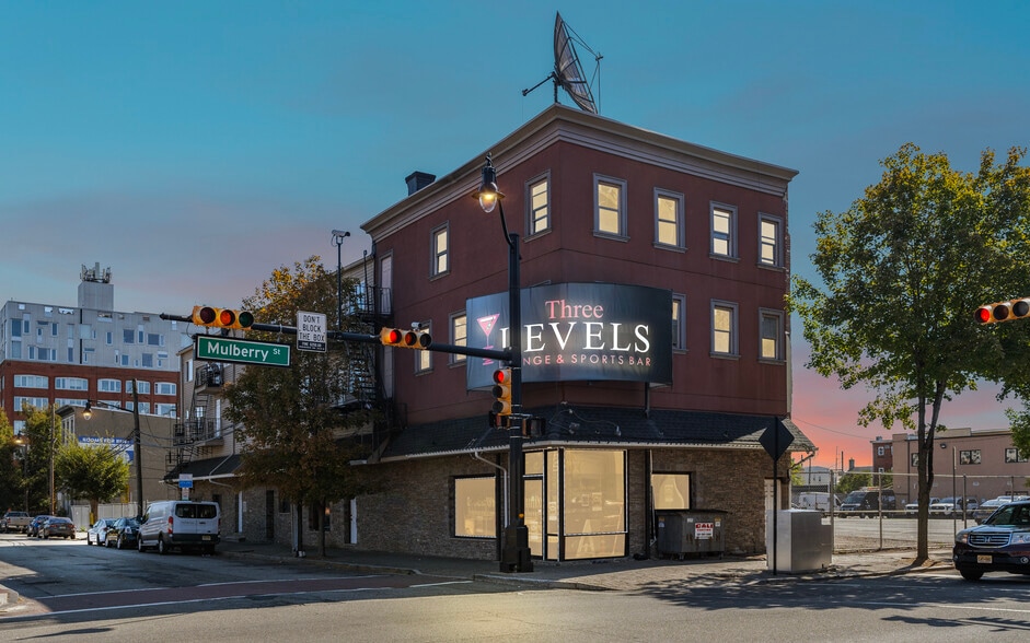 More Photos Of 218 Mulberry St, Newark Apartments For Sale